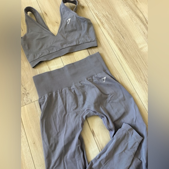 Gymshark Set - Picture 5 of 10